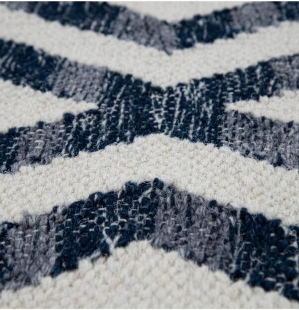 Handwoven Modern Lattice Kilim Rug – Navy on Ivory - Image 4