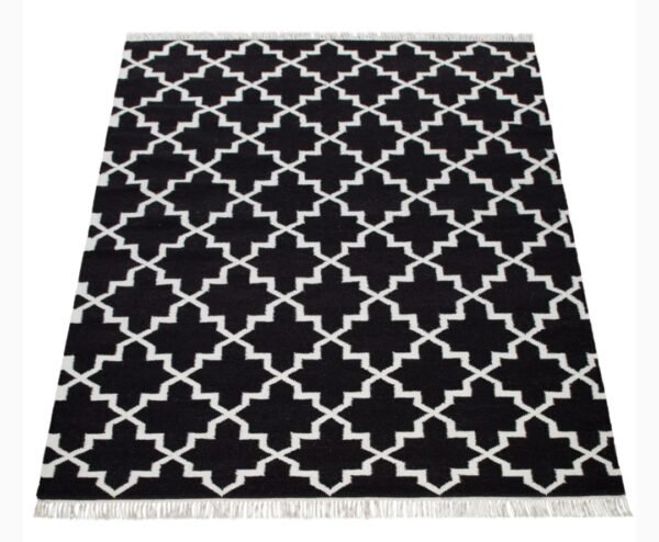 Black & White Moroccan Trellis Kilim Rug – Handwoven Elegance